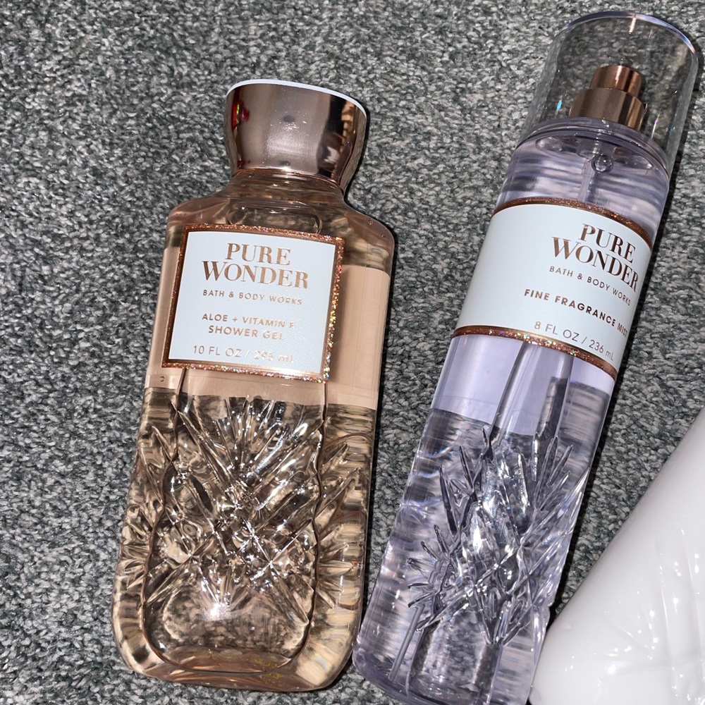 Brand New Never Used Bath & Body Works Pure Wonder Shower Gel Mist Lotion - Picture 2 of 8